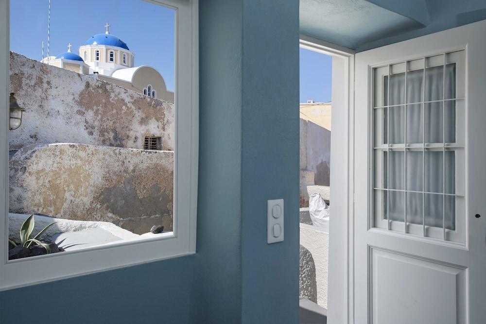 Dimael Mansion Hotel Santorini Island Exterior photo